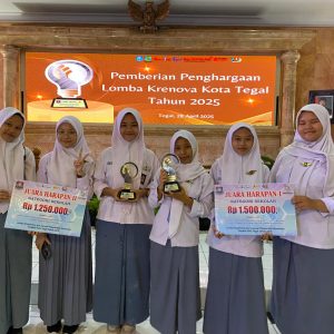 SMA Ihsaniyah Raih Dua Penghargaan di Ajang Krenova Kota Tegal 2025